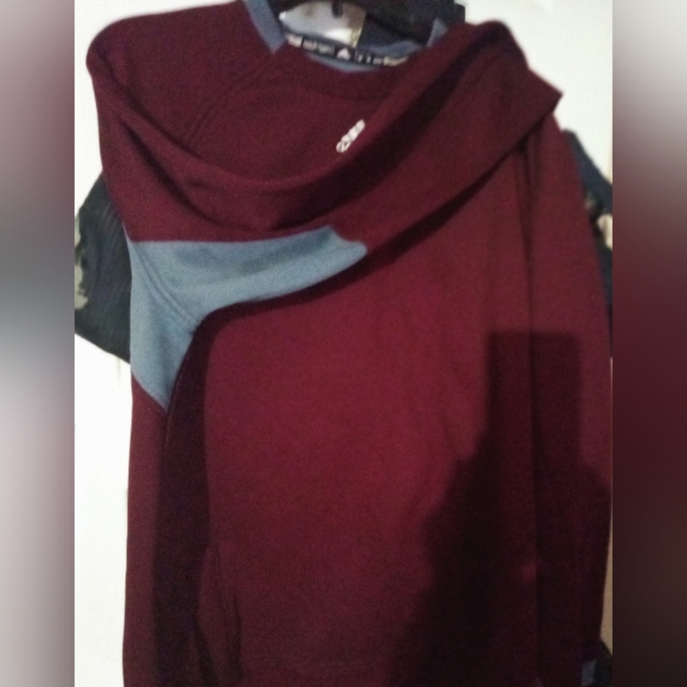 Adidas pullover - Picture 2 of 3